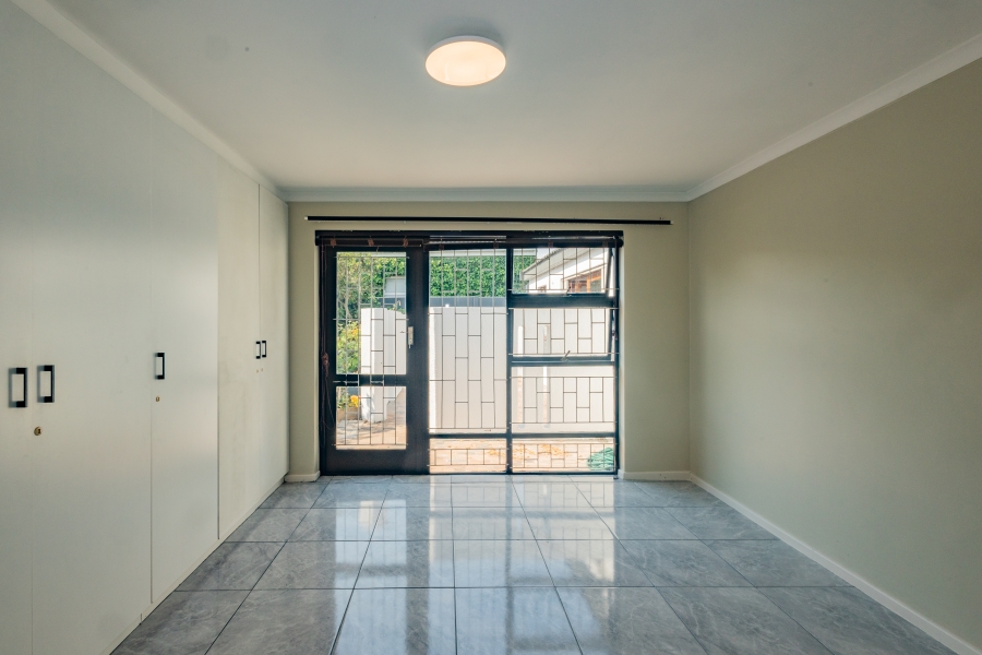 5 Bedroom Property for Sale in De Bron Western Cape